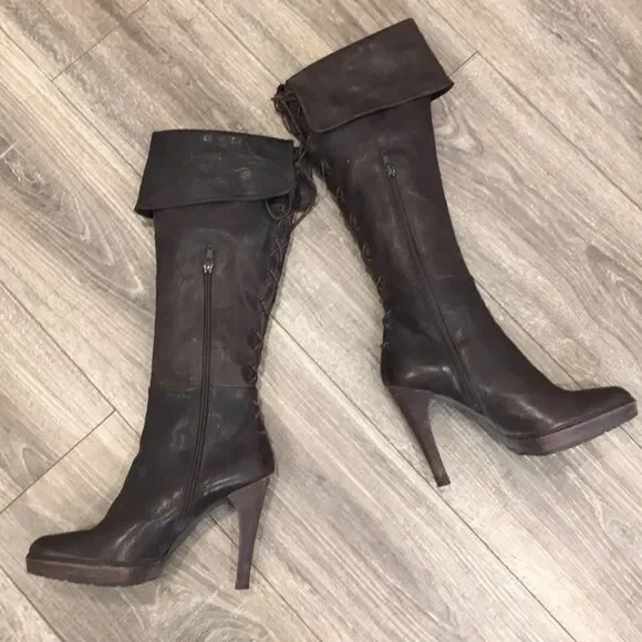 RARE Stuart Weitzman Lace Up Boots! - Picture 4 of 8